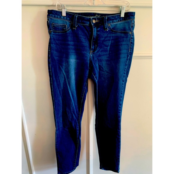 **SOLD** Universal Thread mid rise jeggings - Picture 1 of 3